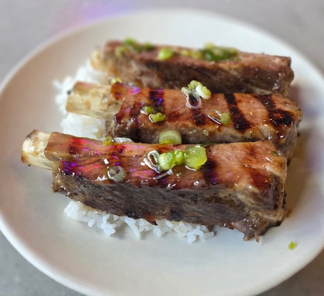Tamarind Pork Ribs (served with rice).
